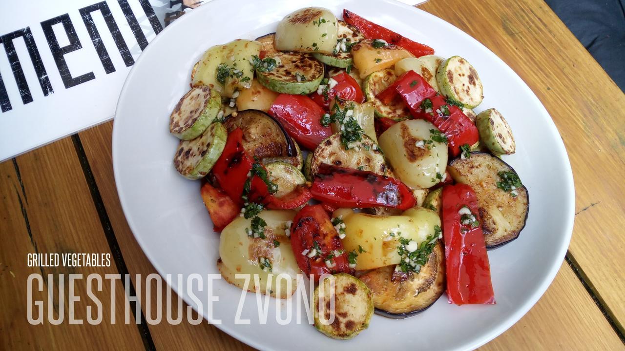 פלוזינה Guesthouse Zvono מראה חיצוני תמונה